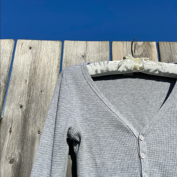 TNA long sleeve - Picture 2 of 4